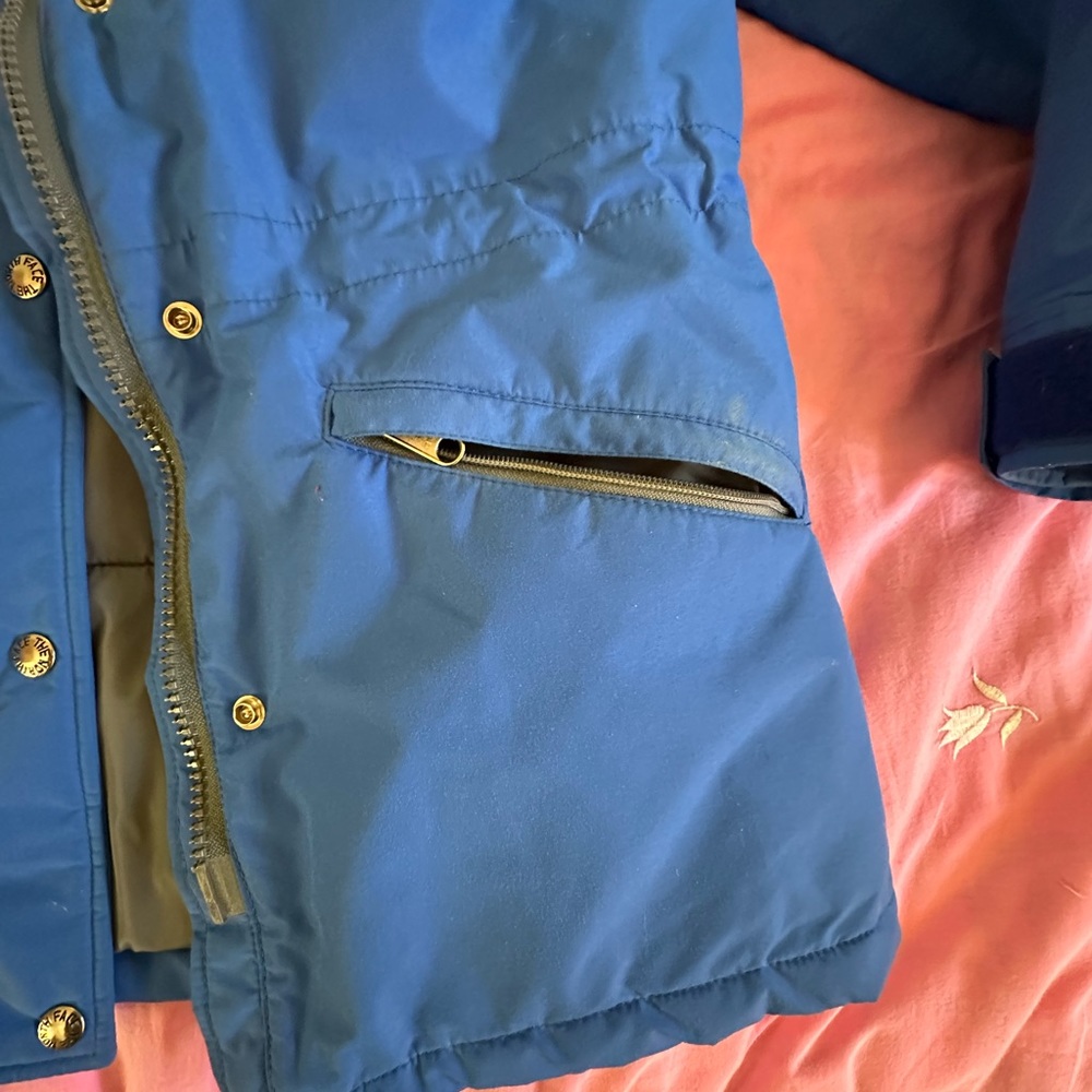 EUC North Face gortex insulated parka. Blue. Size small. - Picture 5 of 15